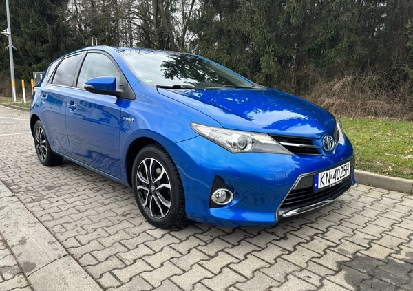 Toyota Auris cena 49900 przebieg: 161841, rok produkcji 2013 z Września małe 352